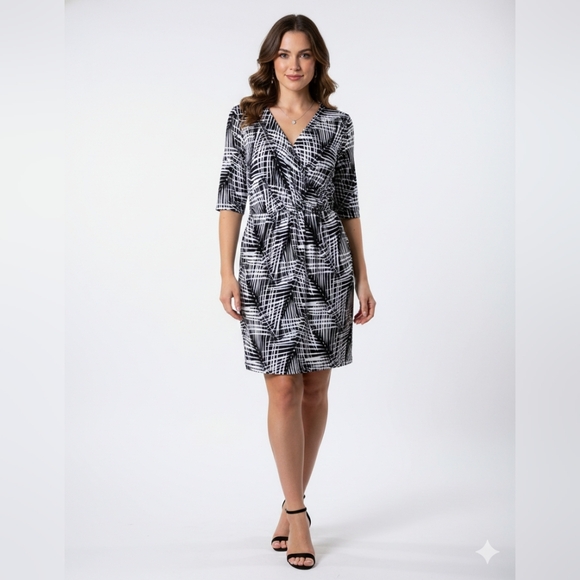 Apt. 9 Dresses & Skirts - Apt 9 S Women’s Size PL Dress Short Sleeve Stretch Wrap Black/white Print Knee